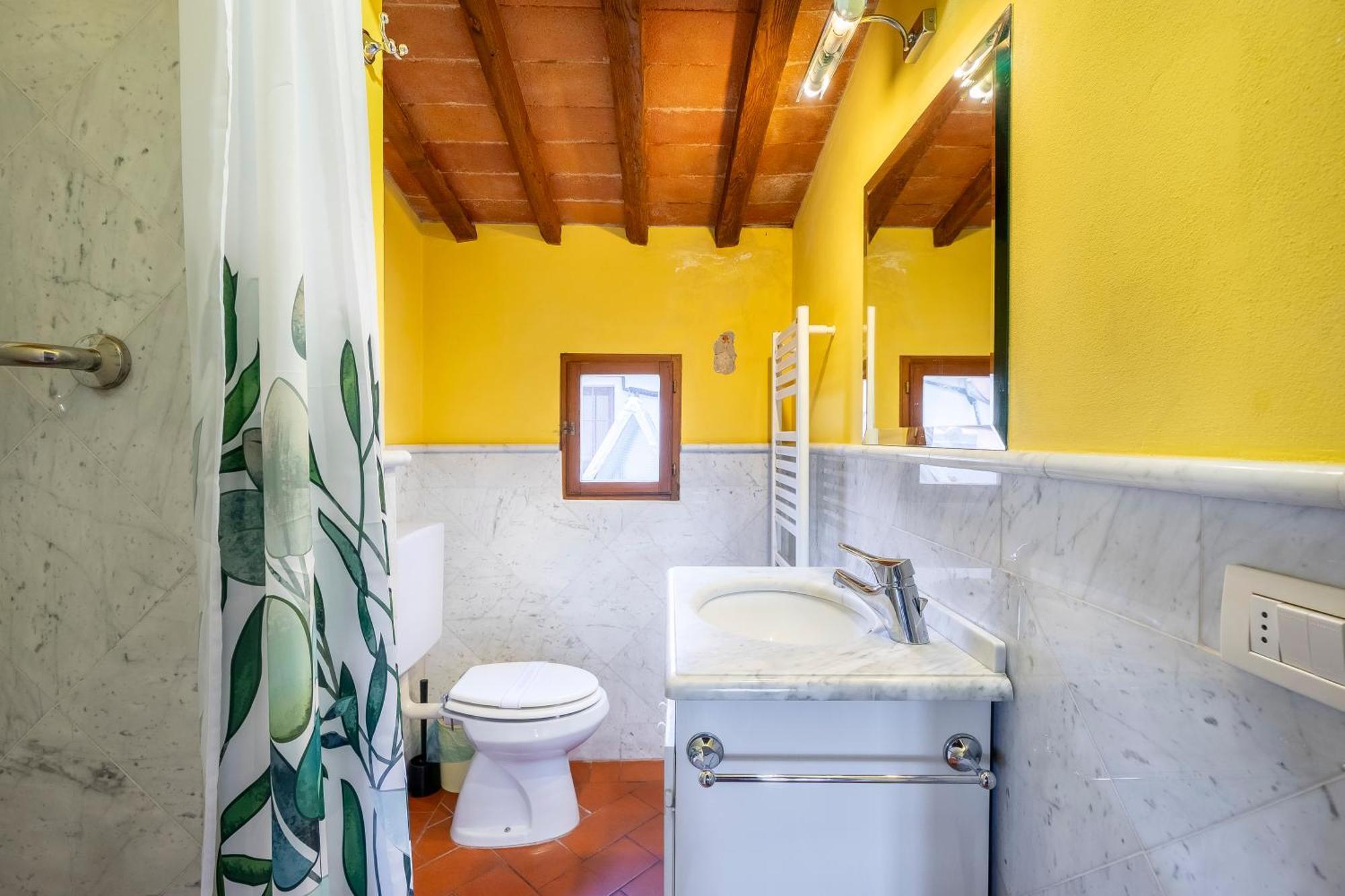 Piazza Santa Croce Apartment